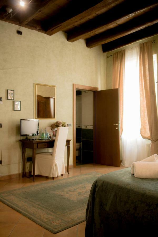 Anfiteatro B&B Verona Exterior foto